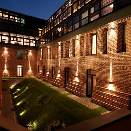 The Granary - La Suite Hotel Wroclaw Exterior photo The courtyard of the museum