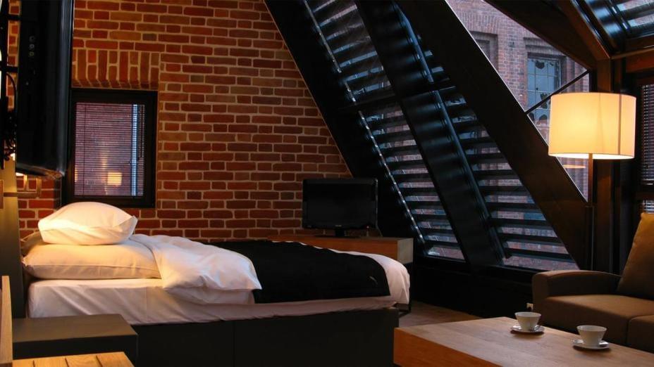 The Granary - La Suite Hotel Wroclaw Exterior photo A room at the Standard East Village